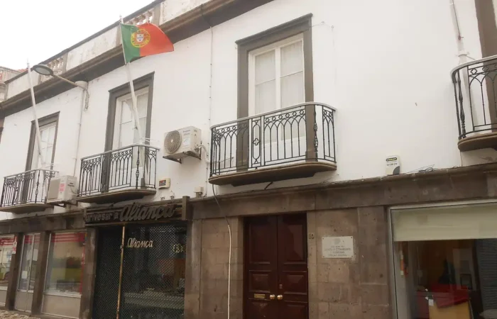 Portugal permanent residence cost